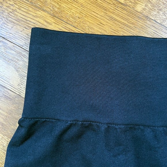 NWOT JoyLab Extra High-Rise Seamless Bike Shorts Black Size Small - Picture 3 of 11